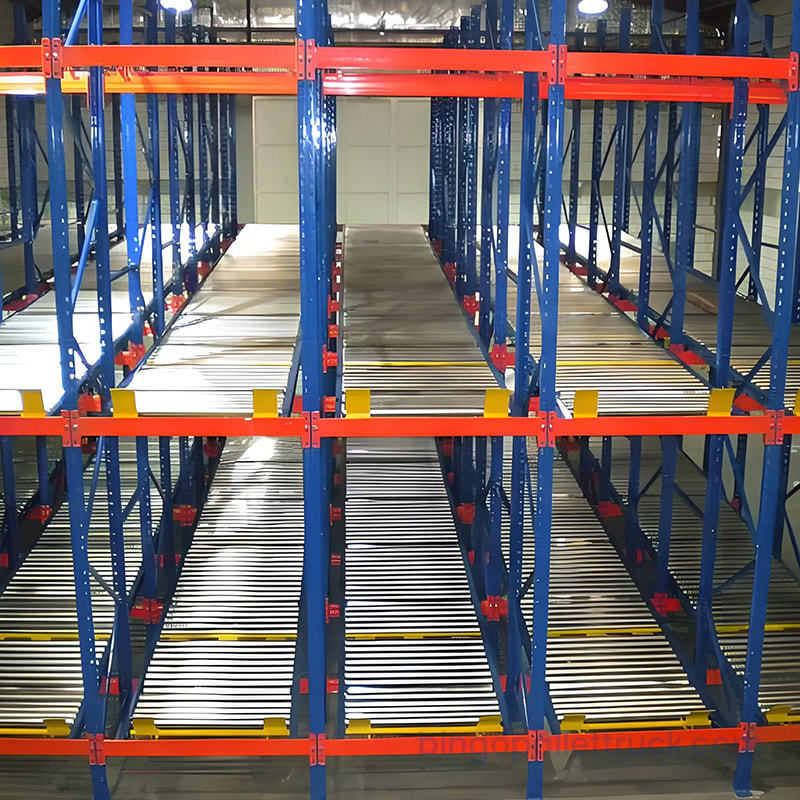 Racking Aliran Pallet yang Disesuaikan untuk Solusi Penyimpanan FIFO Gravitasi Tugas Berat